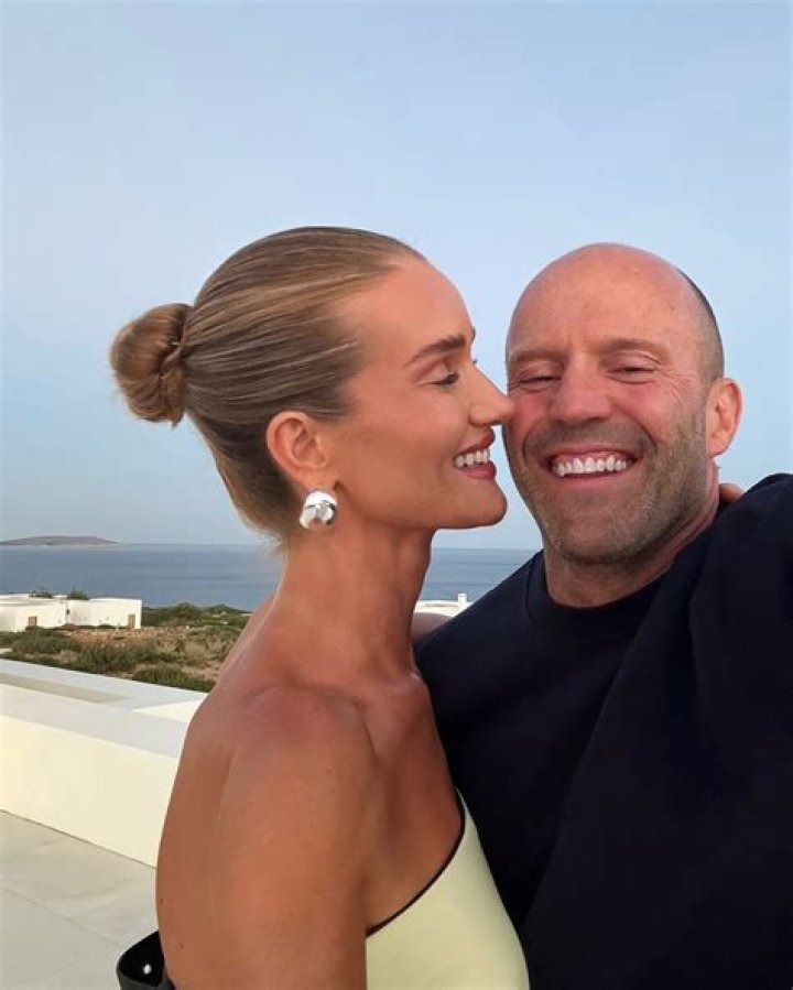 Discover The Age Of Jason Statham's Wife
